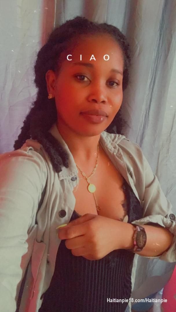 BOUZEN DANELOVE LOVEMICA VIDEO et Photo